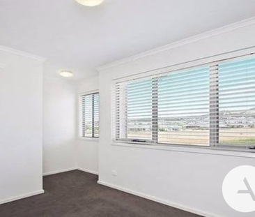 57 Turbayne Crescent, Forde ACT 2914 - Townhouse For Rent | Domain - Photo 5