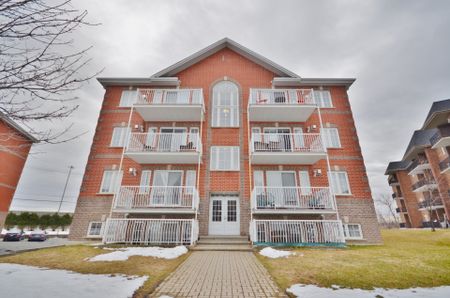 Av. de Dompierre, J5R 6P5, Candiac - Photo 3