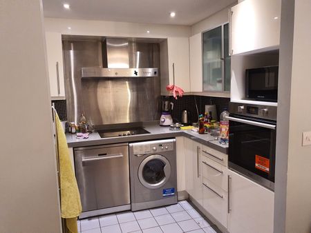 Room in a Shared Flat, The Grainstore, E16 - Photo 5