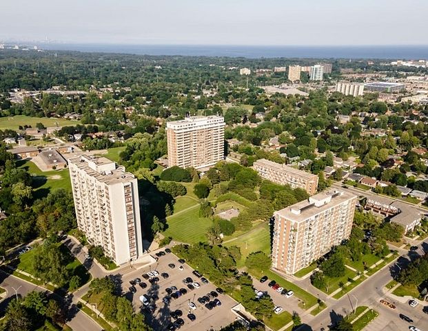 Park Royal Village Apartments | 2360 Bonner Road, Mississauga - Photo 1