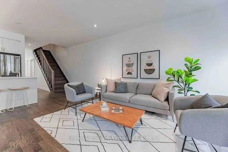 48 Hiawatha Court - Photo 4