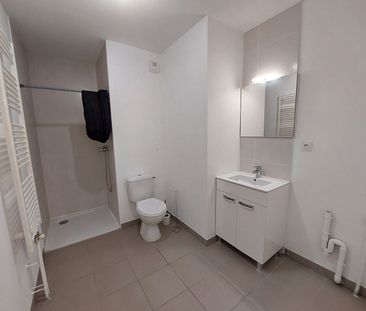 Location Appartement 1 pièce 27m² - Photo 4