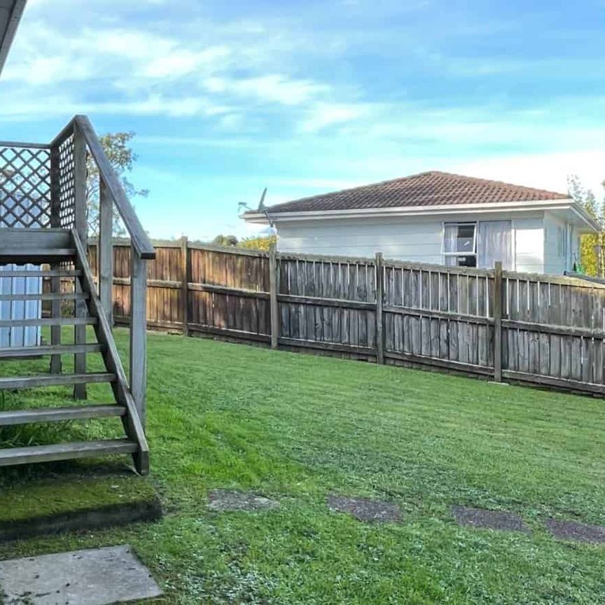 Ideal Family Home - Photo 1