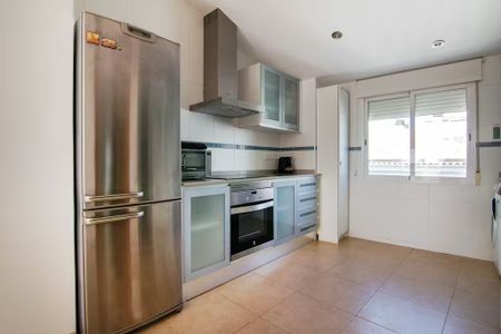 Carrer del Poeta Llombart, Valencia, Valencian Community 46001 - Photo 3