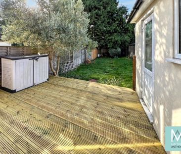 Broomfield Avenue, Worthing - Photo 5