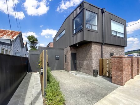 Welcome to 5A/56 Victoria Street in Petone - Photo 2