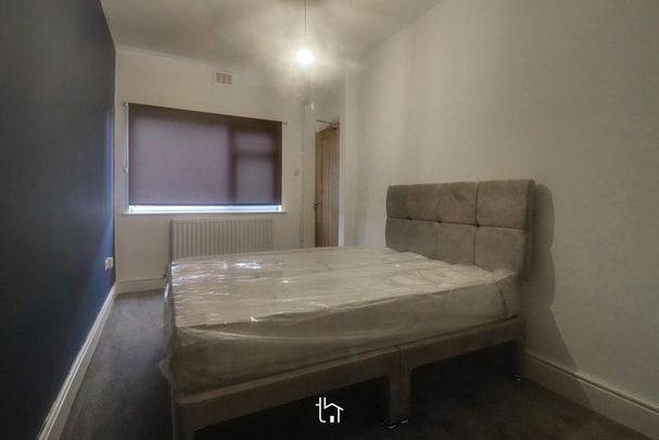 1 bedroom in a house share to rent - Photo 1
