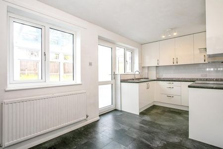 Canford Heath, Portesham Way, BH17 9HQ, Poole - Photo 5