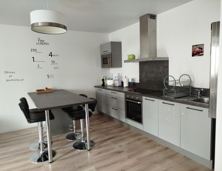 Location Appartement 2 pièces 48m² BAGNERES DE BIGORRE 65200 - Photo 4
