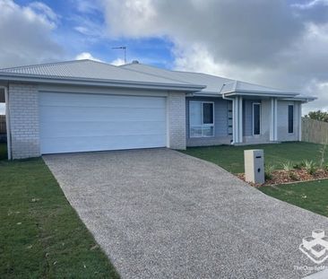 Brand New 4 Bedroom Home - Photo 2