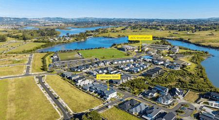 Strathallen Zone - Stylish Family Home - Photo 5