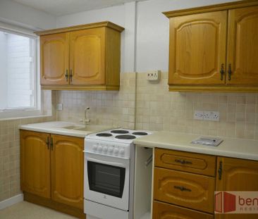 3 bedroom terraced house to rent - Photo 3