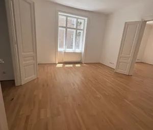 Elegante Altbauetage mit Klopfbalkon - Photo 3