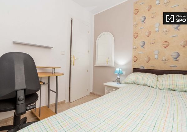 valencia, Valencian Community 46011