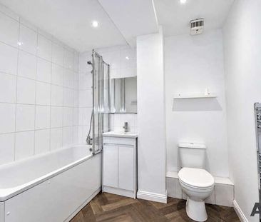 Kidman Close, Gidea, RM2 - Photo 6