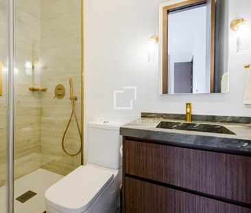 Excellent 2 Bedroom penthouse for rent in Cortes / Huertas, Madrid - Photo 5