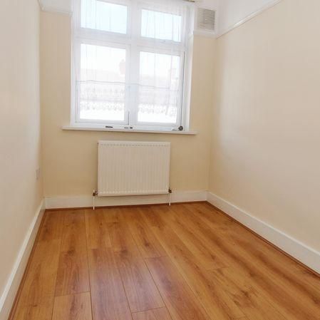 4 bedroom terraced house to rent - Photo 1