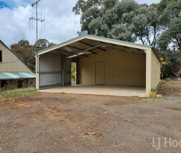 Modern Four Bedroom Home in Carwoola - Photo 1