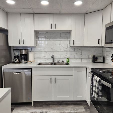807, 4902 - 37 Street - Photo 2