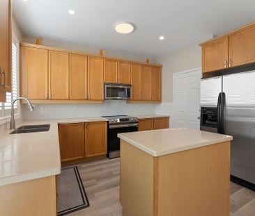 For Lease - 57 Meandering Trail Unit# Main, Toronto, Ontario - Photo 4