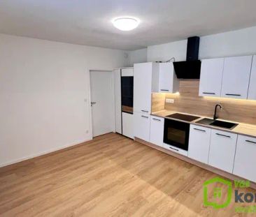 Pronájem bytu 2+kk v Ostravě Mariánských Horách: Váš nový domov v z... - Photo 2