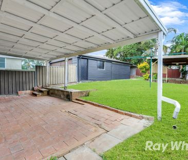 RECENTLY RENOVATED FAMILY HOME - Photo 4