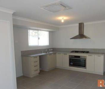 Low Maintenance Dual Key Unit in Ellenbrook - Income Limits Apply - Photo 4