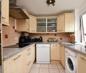 1 bedroom flat to rent - Photo 6