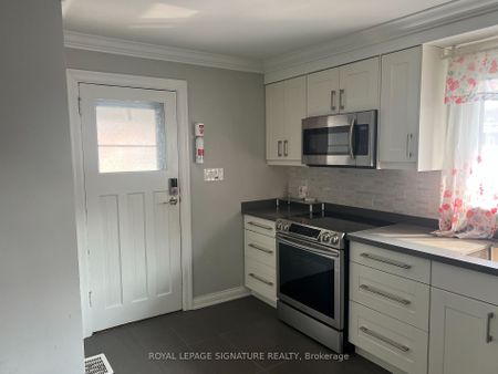 For Lease - 158 Church Street, Mississauga, Ontario - Photo 5