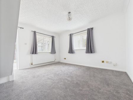 2 bedroom semi-detached house to rent - Photo 3