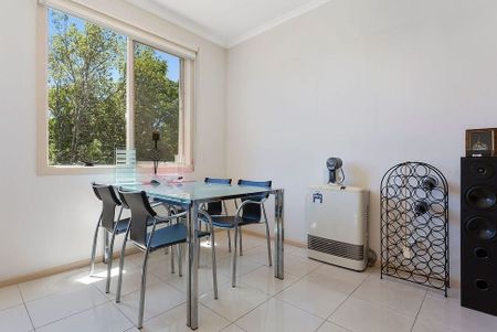 Stylish Two-Storey Apartment in the Heart of Templestowe - Photo 3