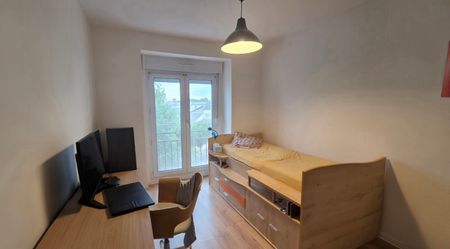 Location Appartement 4 pièces 83m² ORLEANS 45100 - Photo 4