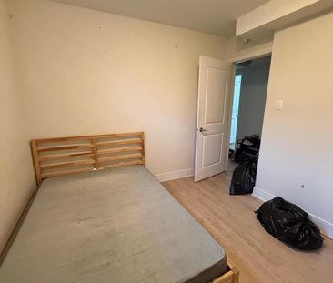 149 Henderson - Photo 4