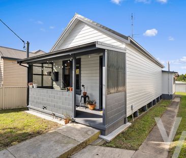 19 Carrington Street, Mayfield NSW 2304 - House For Rent | Domain - Photo 6