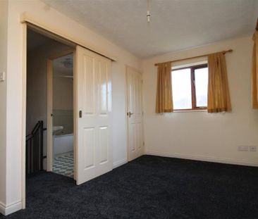 1 bedroom end of terrace house to rent - Photo 4