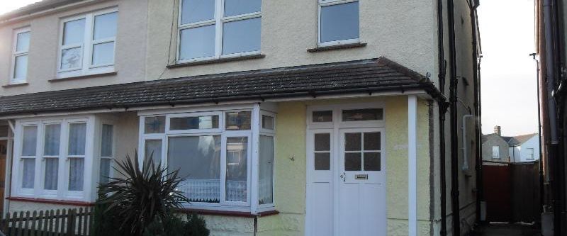 3 bedroom semi-detached house to rent - Photo 1