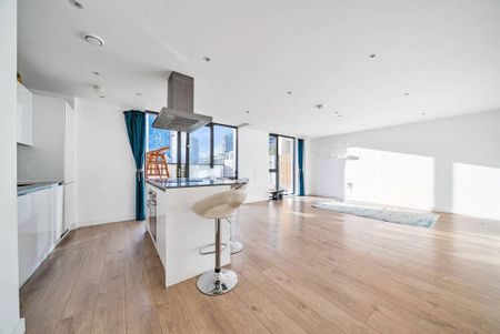 3 bedroom flat to rent - Photo 2