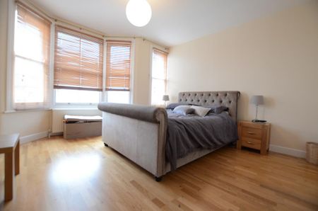 3 bedroom terraced house to rent - Photo 3