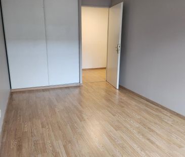 À louer – Superbe T3 rénové au cœur du Vieux Lille - Photo 3