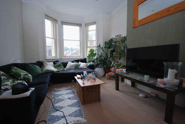 3 bedroom apartment to rent - Photo 1