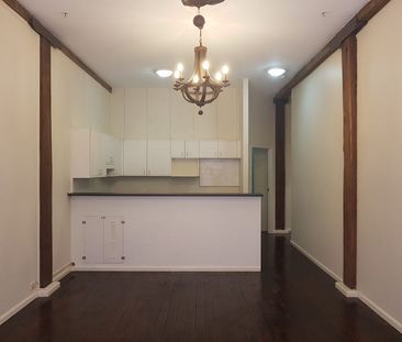 Where Style Meets Height in One Perfect Space! - Photo 4