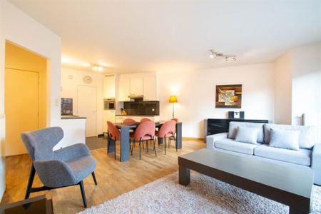 Proche de la Maison Communale d'Auderghem, beau Rez-de-Chaussée meublé de 2 chambres - Photo 3