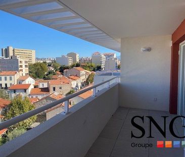 T4 AVEC TERRASSE ET PARKING - Photo 1