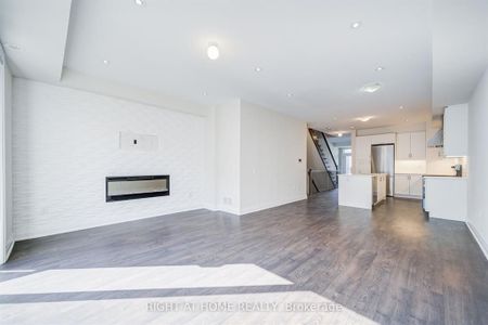 For Lease - 33 John Stocks Way Unit# Unit 3C, Markham, Ontario - Photo 4
