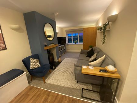 3 Maes Penrhyn, Four Crosses - Photo 3