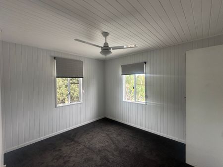 Low Maintenance Renovated Home - Photo 3