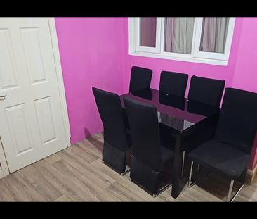 5 Bed Terraced House, Bedford Road, E6 - Photo 1