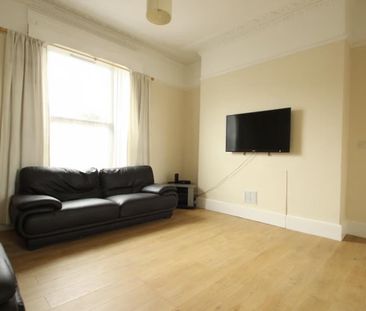 North Road East, Plymouth - Photo 1