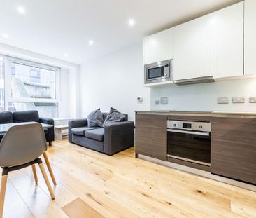 Studio to rent - Photo 3