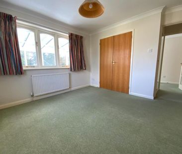 3 bedroom bungalow to rent - Photo 2